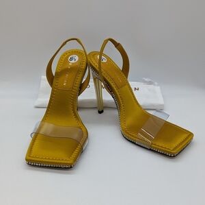 New! GOOD AMERICAN Crystal Crush Lucite Sandal Heels Gold Clear size 8.5